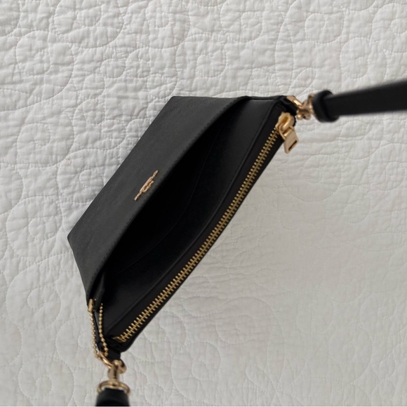 Coach Small Black Crossbody Bag Like New Condition - Picture 12 of 13
